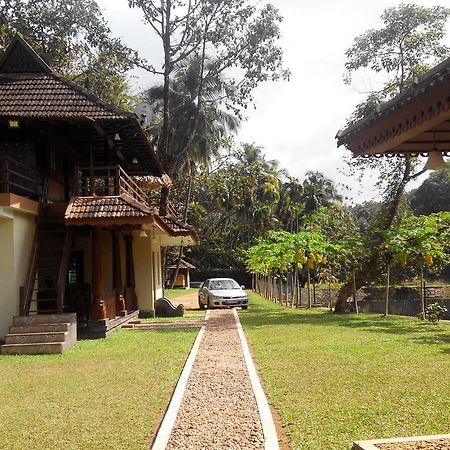 7Th Heaven Resorts Kochi ภายนอก รูปภาพ