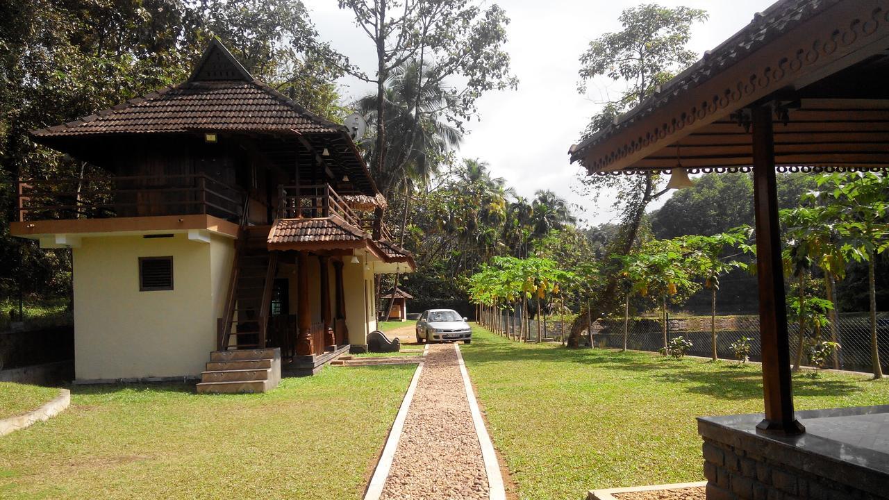 7Th Heaven Resorts Kochi ภายนอก รูปภาพ